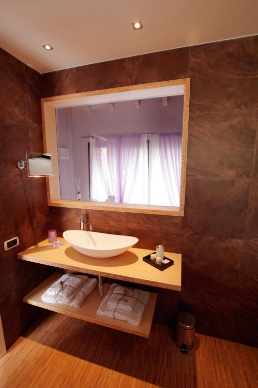 Tenuta Valdorso - Agri Resort Montechiaro D'acqui Rom bilde